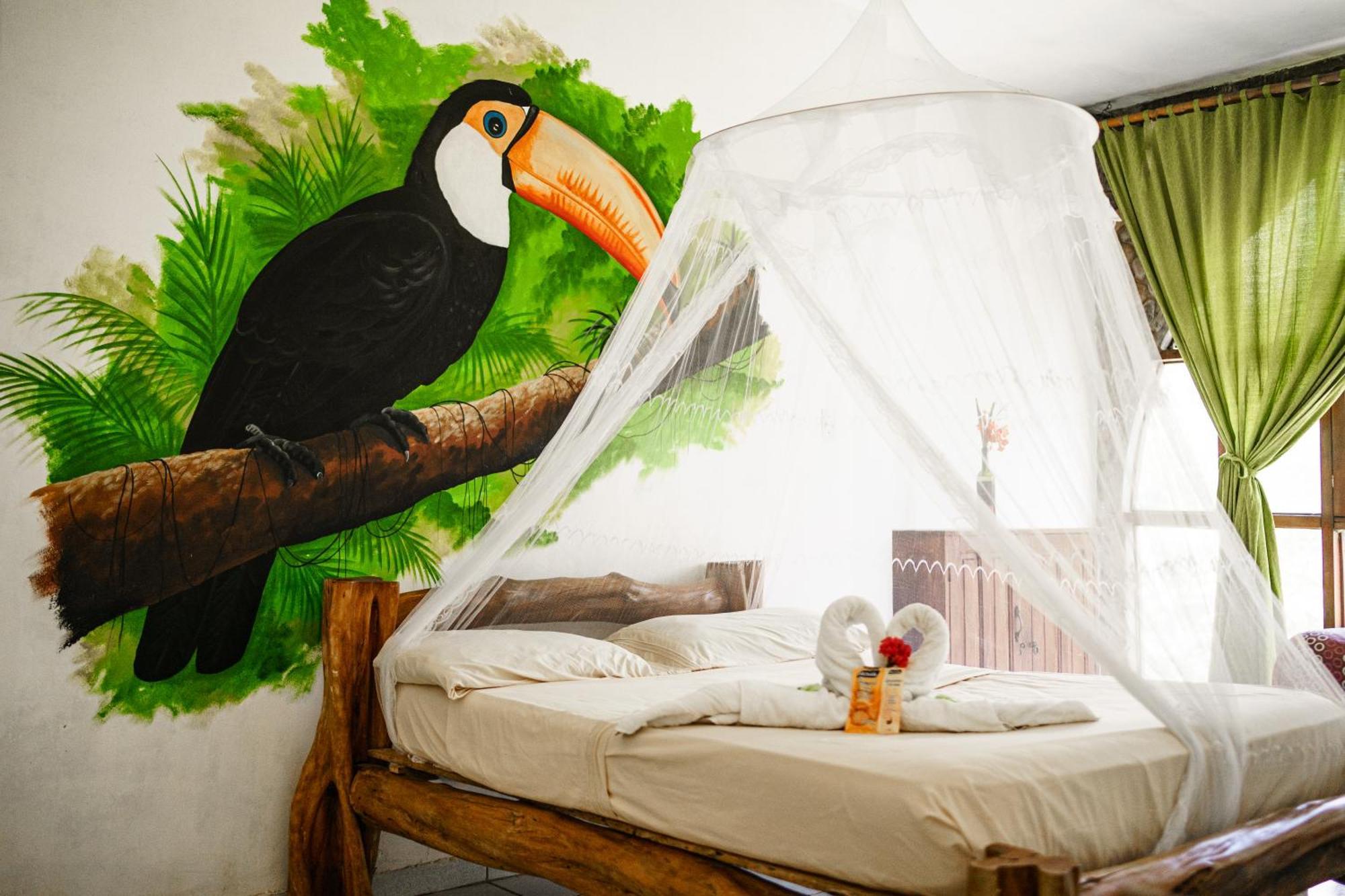 Lobo Hostel - Rurrenabaque (Adults Only) المظهر الخارجي الصورة